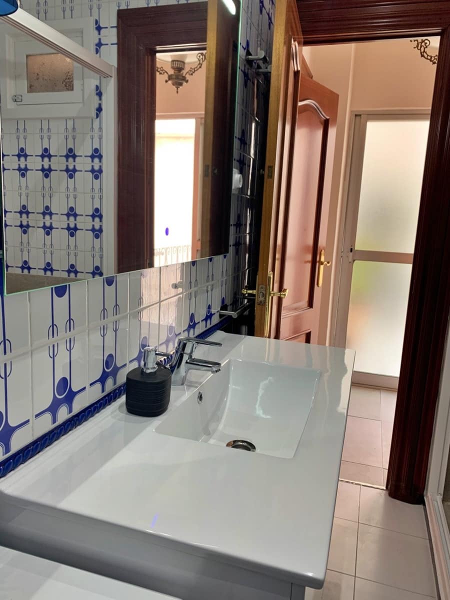 4 sovrum Lägenhet att hyra i Malaga stad med garage - 1 550 € (Ref: 6010722)