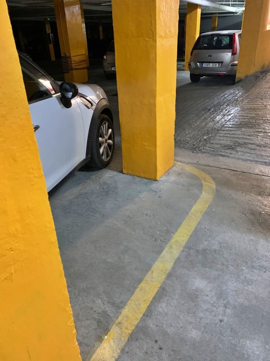 4 sovrum Lägenhet att hyra i Malaga stad med garage - 1 550 € (Ref: 6010722)