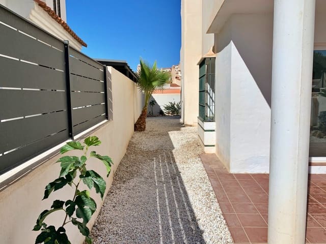 3 soverom Villa til salgs i Rincón de la Victoria med svømmebasseng garasje - € 419 000 (Ref: 7852067)