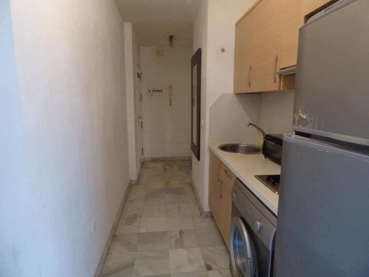 1 bedroom Flat for rent in Malaga city - € 800 (Ref: 7999238)