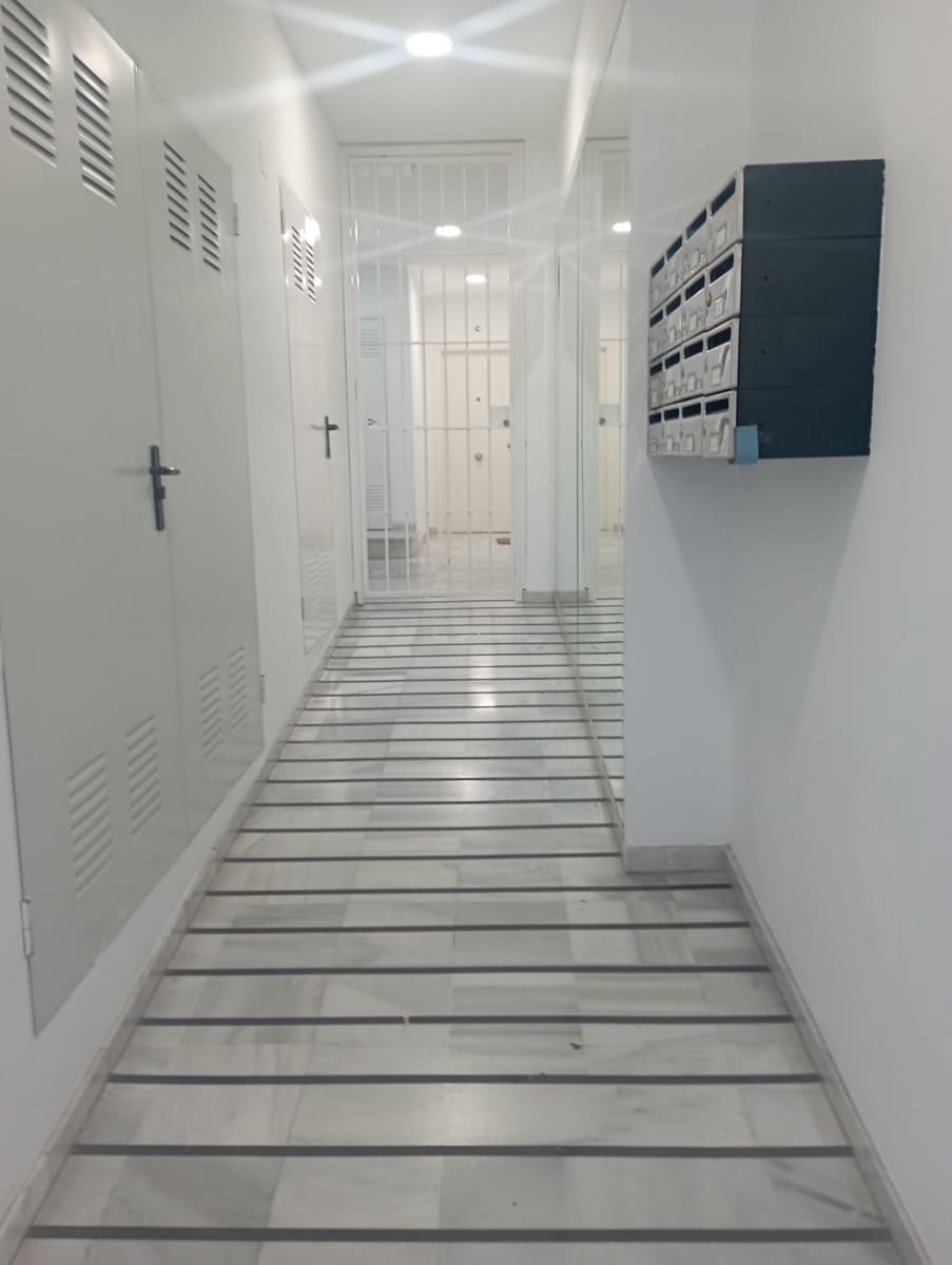 1 bedroom Flat for rent in Malaga city - € 800 (Ref: 7999238)