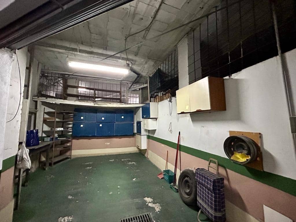 Garagem para venda em Malaga cidade - 63 000 € (Ref: 8318101)