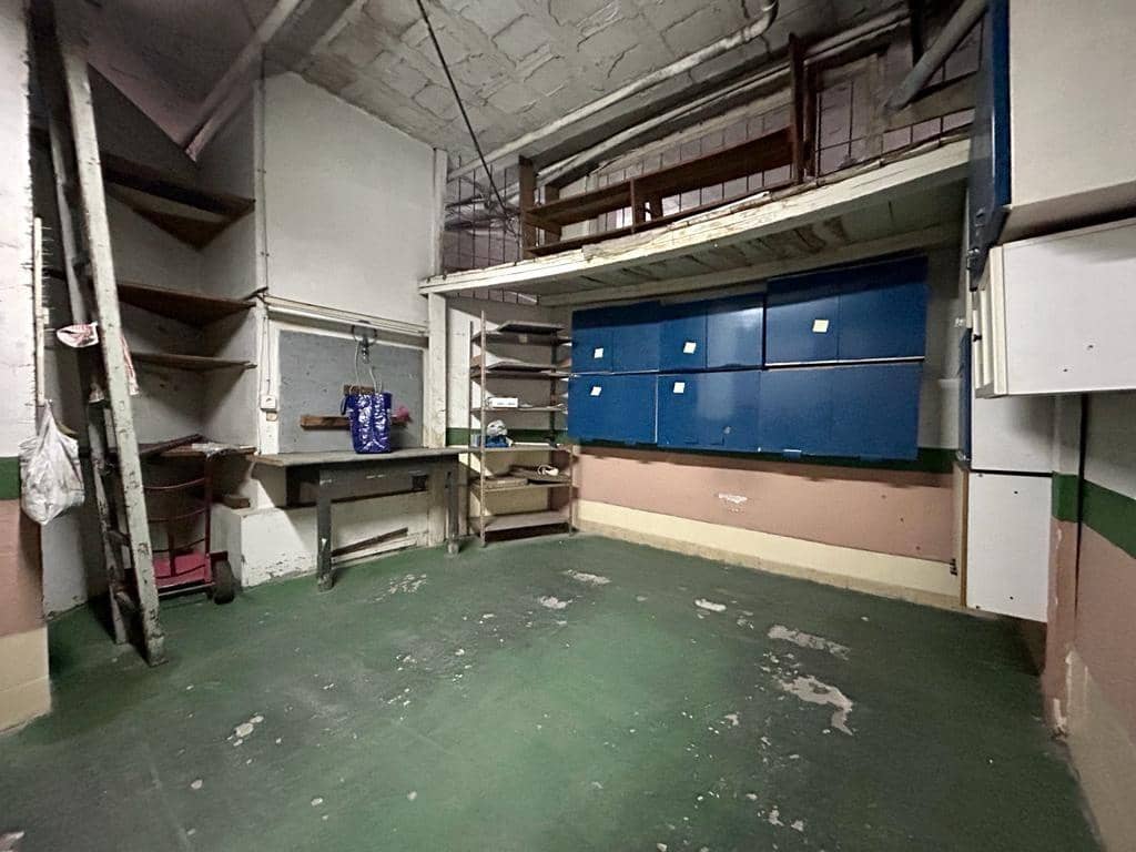 Garagem para venda em Malaga cidade - 63 000 € (Ref: 8318101)