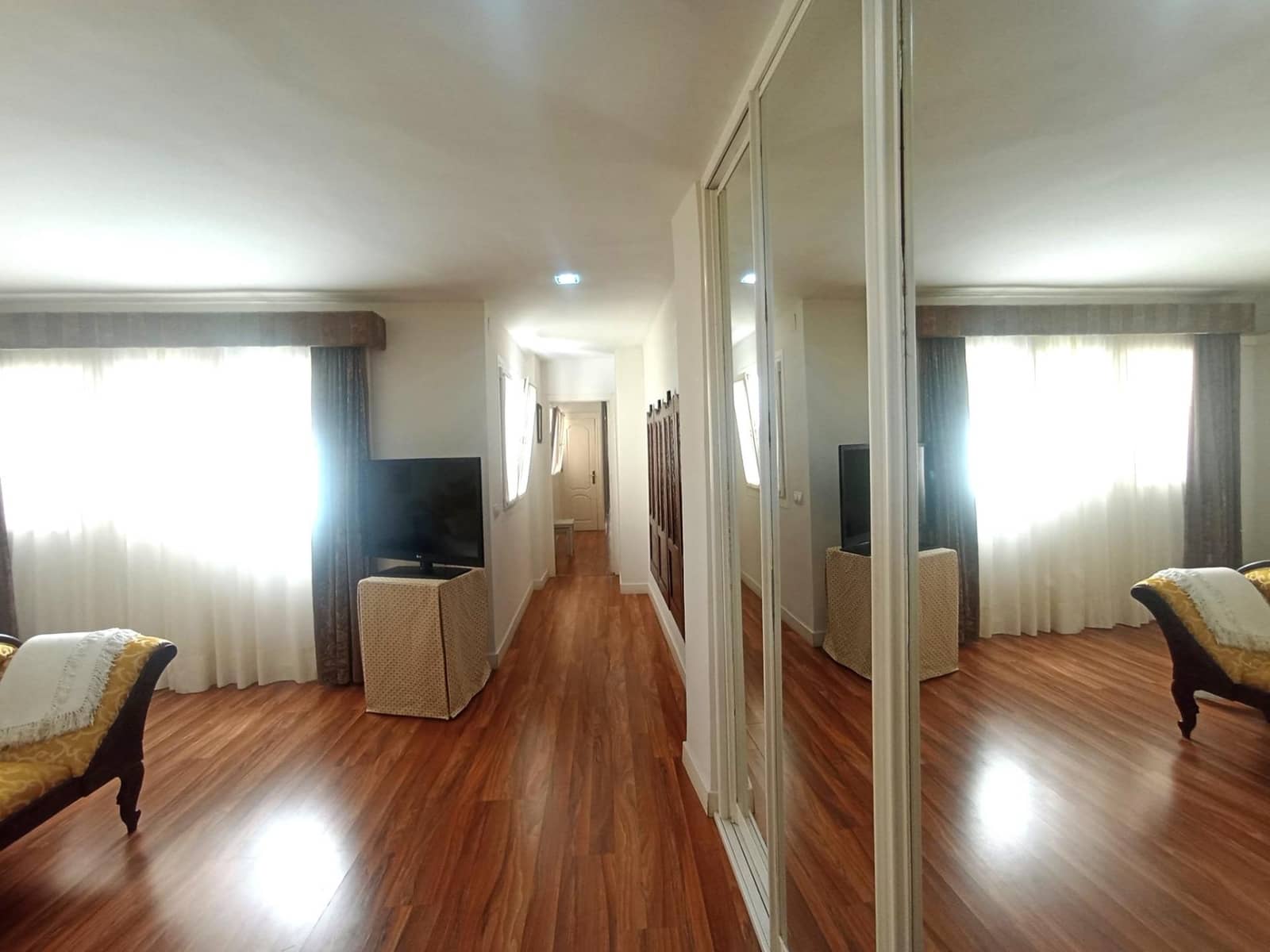 1 quarto Apartamento para arrendar em Malaga cidade com garagem - 1 300 € (Ref: 8389186)
