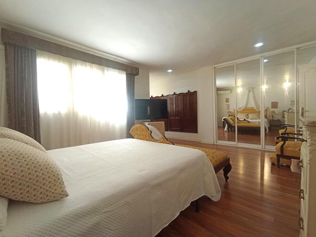 1 quarto Apartamento para arrendar em Centro Historico, Málaga cidade com garagem - 1 300 € (Ref: 8389186)