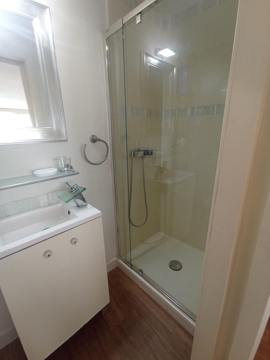 1 quarto Apartamento para arrendar em Malaga cidade com garagem - 1 300 € (Ref: 8389186)