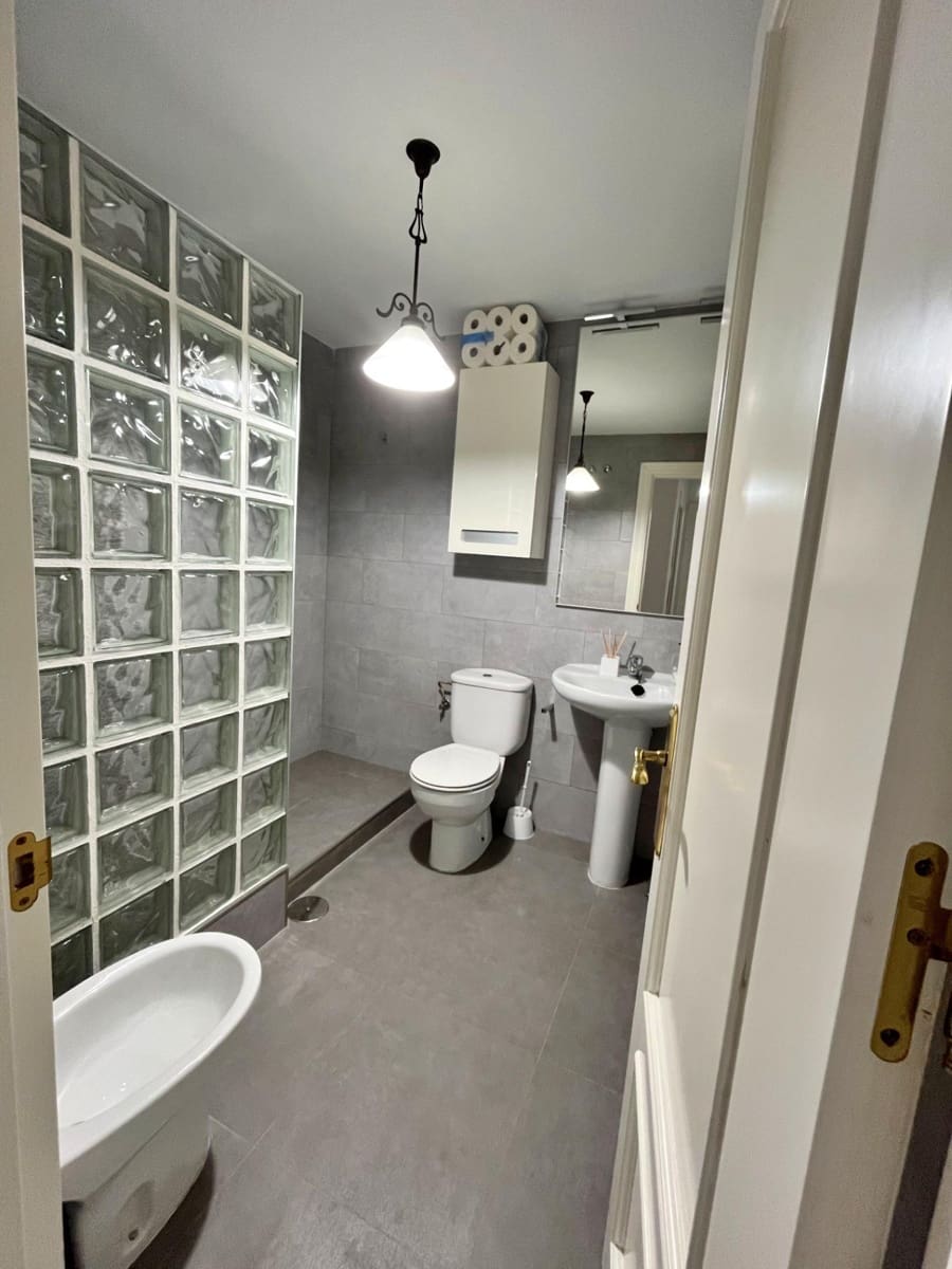 3 soveværelse Lejlighed til salg i Malaga by med garage - € 349.000 (Ref: 8460524)