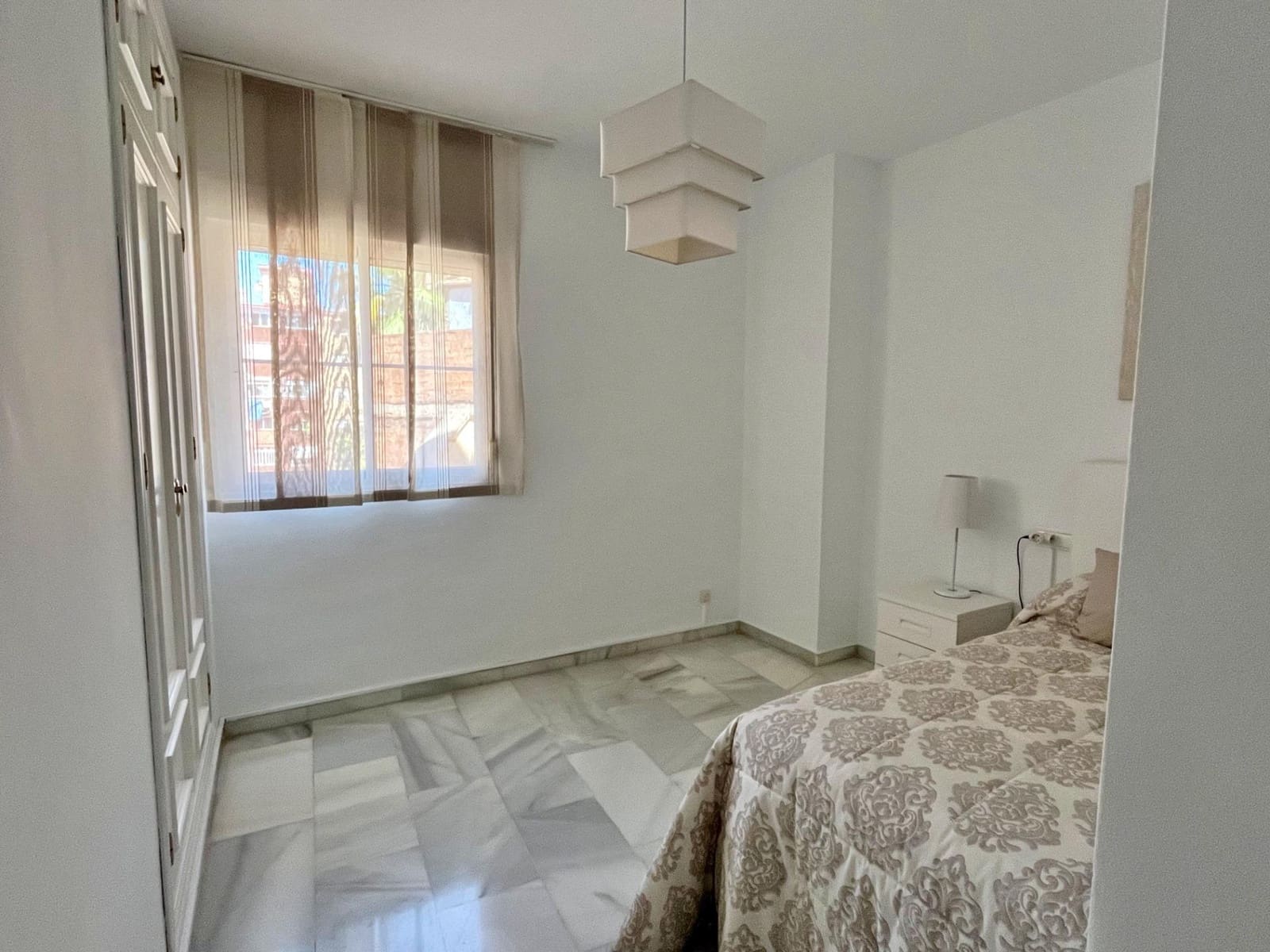 3 soveværelse Lejlighed til salg i Malaga by med garage - € 349.000 (Ref: 8460524)