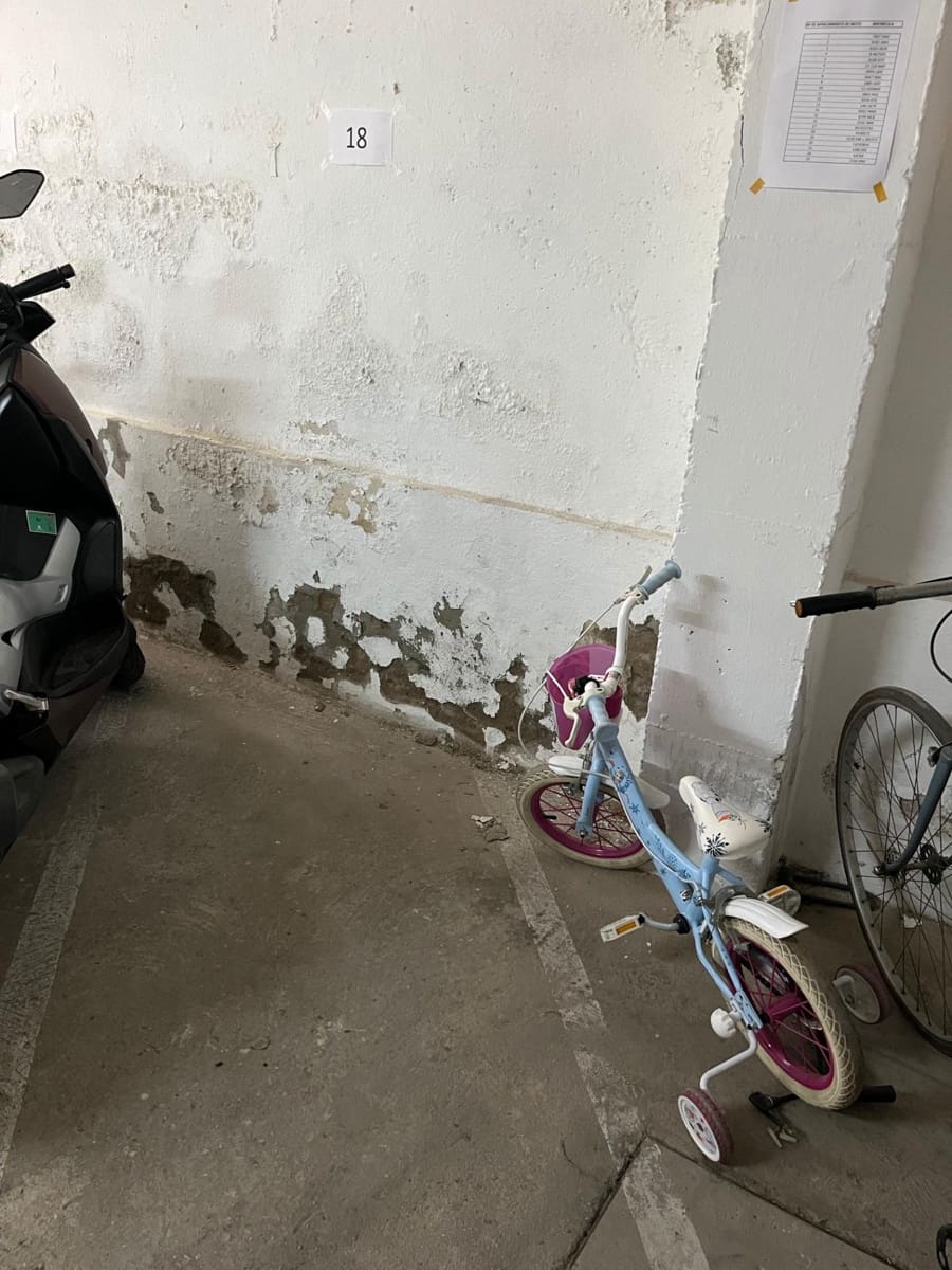 Appartement de 2 chambres à louer à Malaga ville avec piscine garage - 1 900 € (Ref: 8460525)