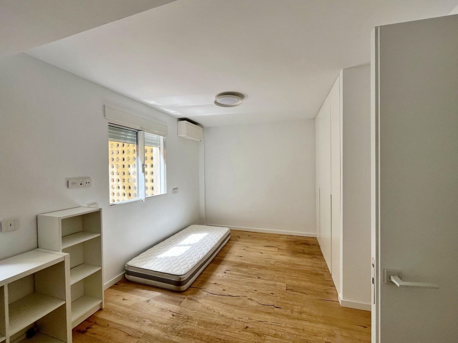 Appartement de 2 chambres à louer à Malaga ville avec piscine garage - 1 900 € (Ref: 8460525)