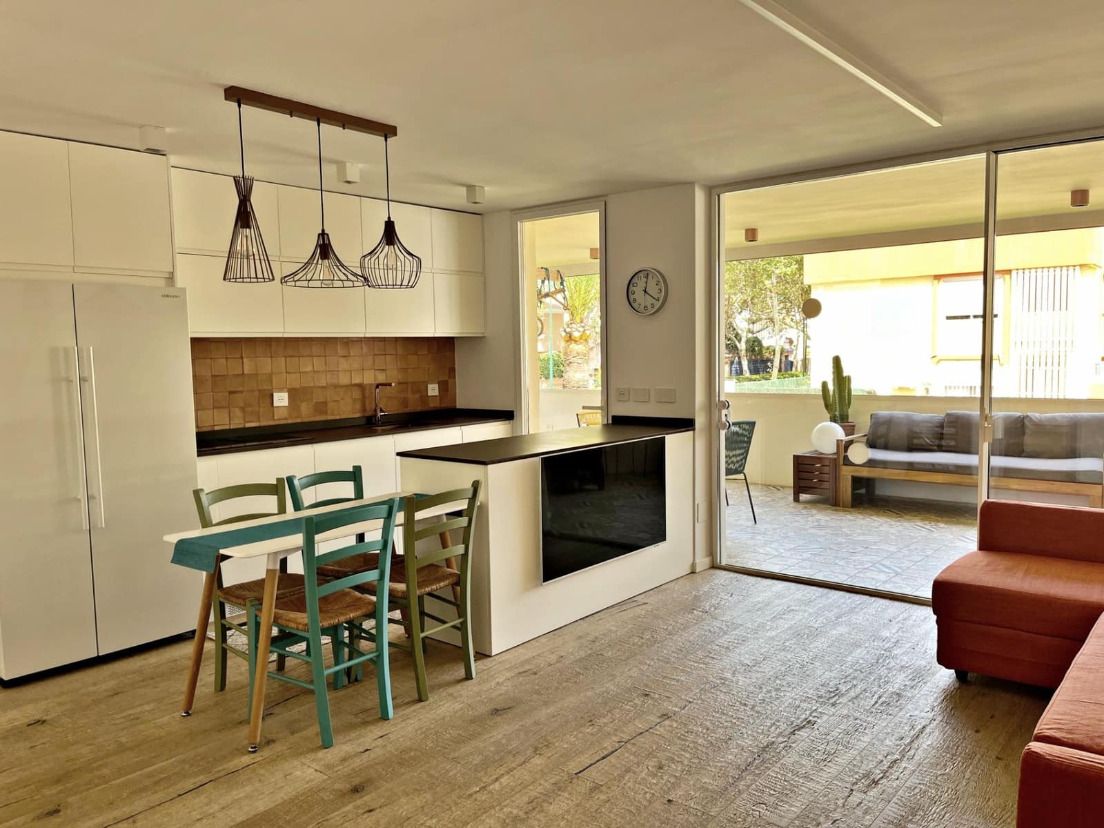 Appartement de 2 chambres à louer à Malaga ville avec piscine garage - 1 900 € (Ref: 8460525)