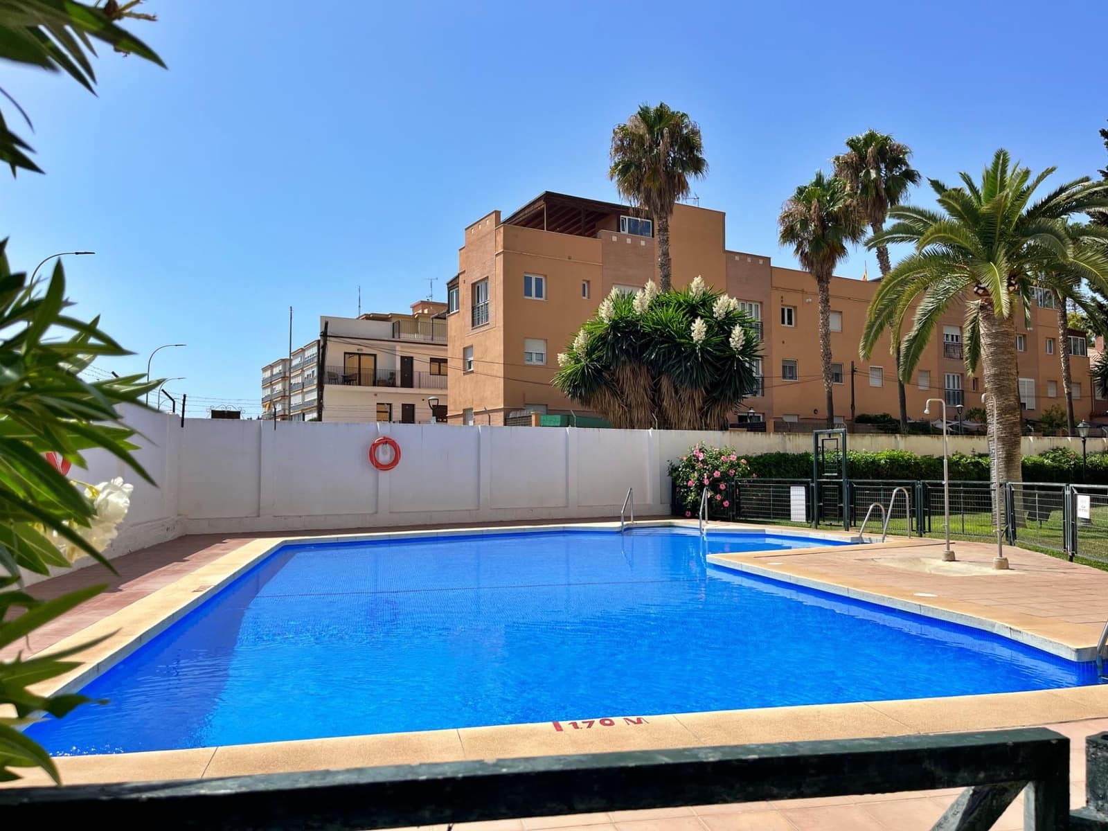 Appartement de 2 chambres à louer à Malaga ville avec piscine garage - 1 900 € (Ref: 8460525)