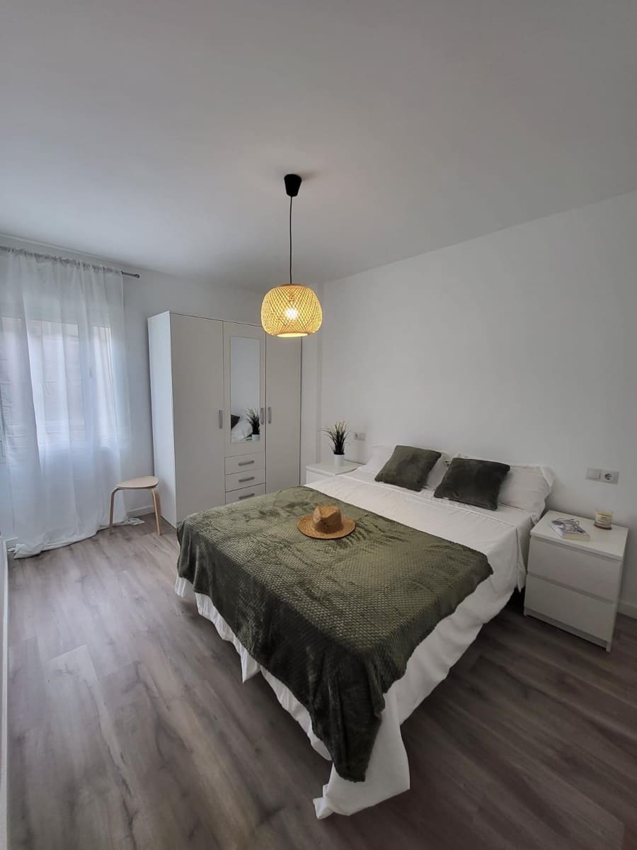 3 makuuhuone Asunto vuokrattavana paikassa Malaga kaupunki - 1 500 € (Ref: 8574117)