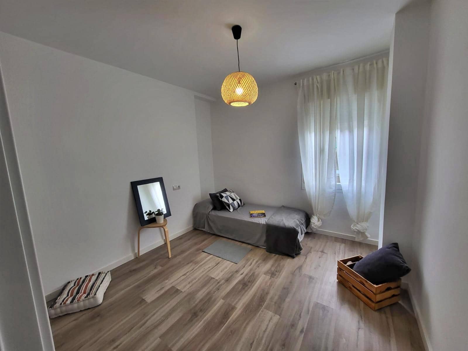 3 makuuhuone Asunto vuokrattavana paikassa Malaga kaupunki - 1 500 € (Ref: 8574117)