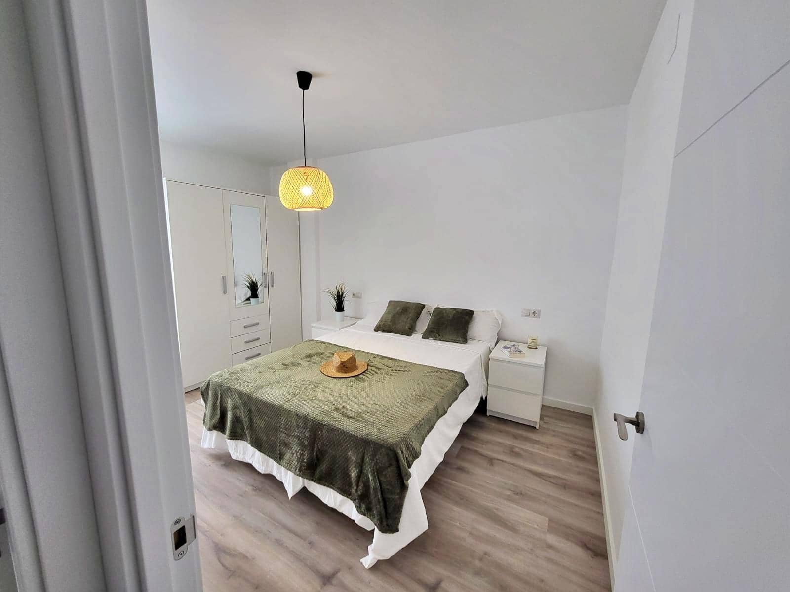 3 makuuhuone Asunto vuokrattavana paikassa Malaga kaupunki - 1 500 € (Ref: 8574117)