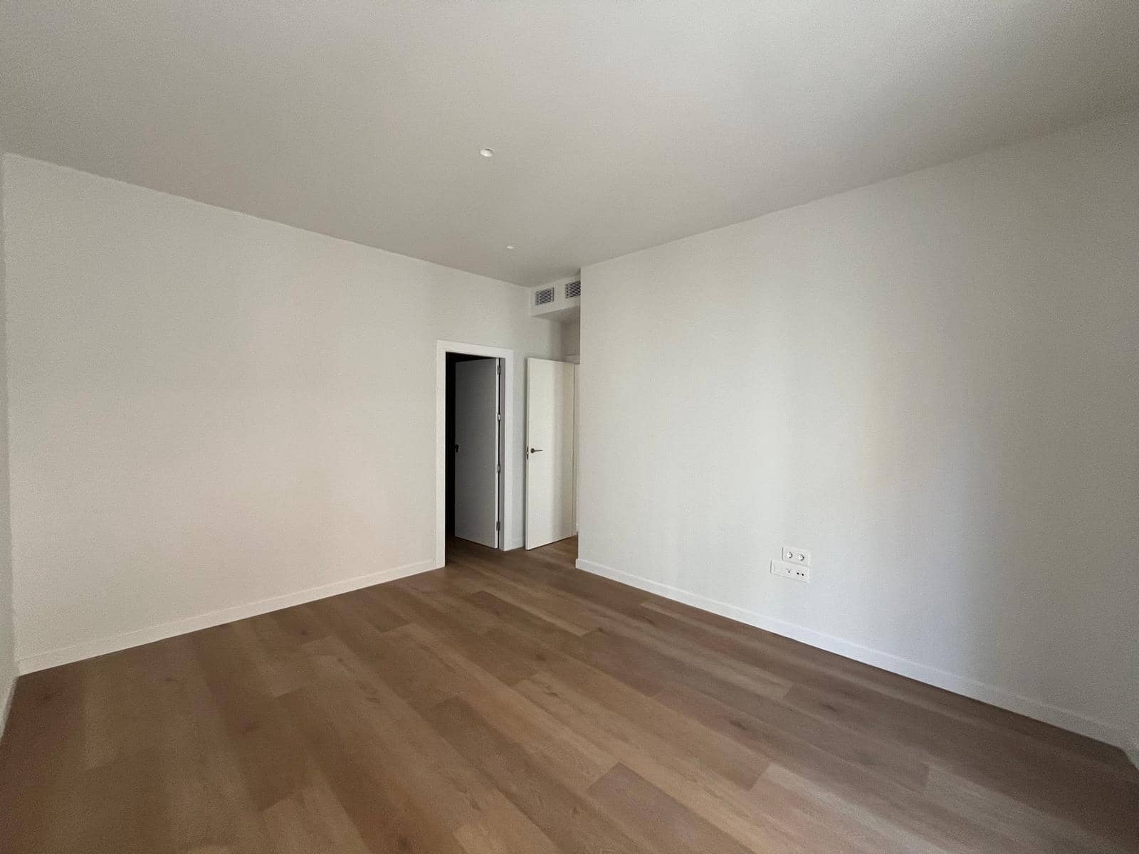 2 sypialnia Mieszkanie na sprzedaż w Miasto Malaga - 419 000 € (Ref: 8615407)