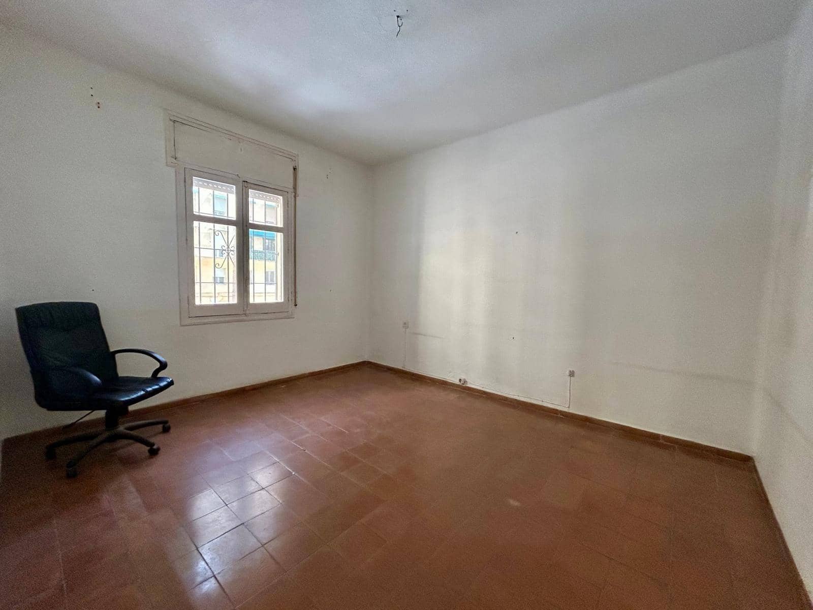 4 bedroom Flat for sale in Malaga city - € 620,000 (Ref: 9009154)