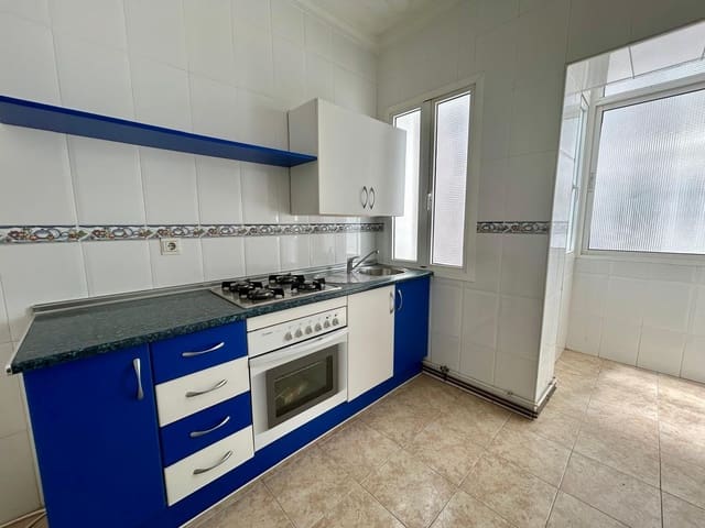 4 soveværelse Lejlighed til salg i La Malagueta, Málaga by - € 620.000 (Ref: 9009154)