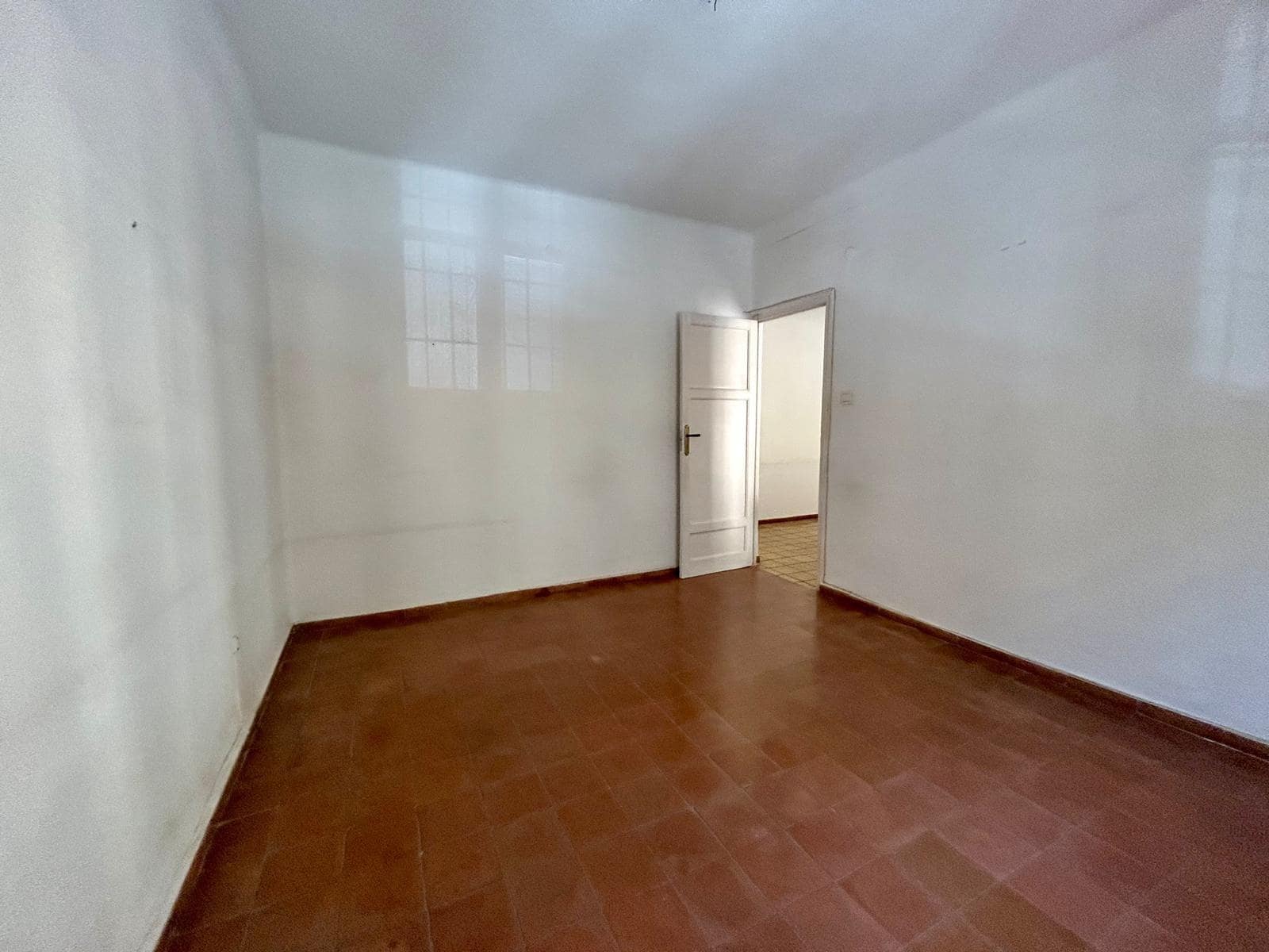 4 bedroom Flat for sale in Malaga city - € 620,000 (Ref: 9009154)