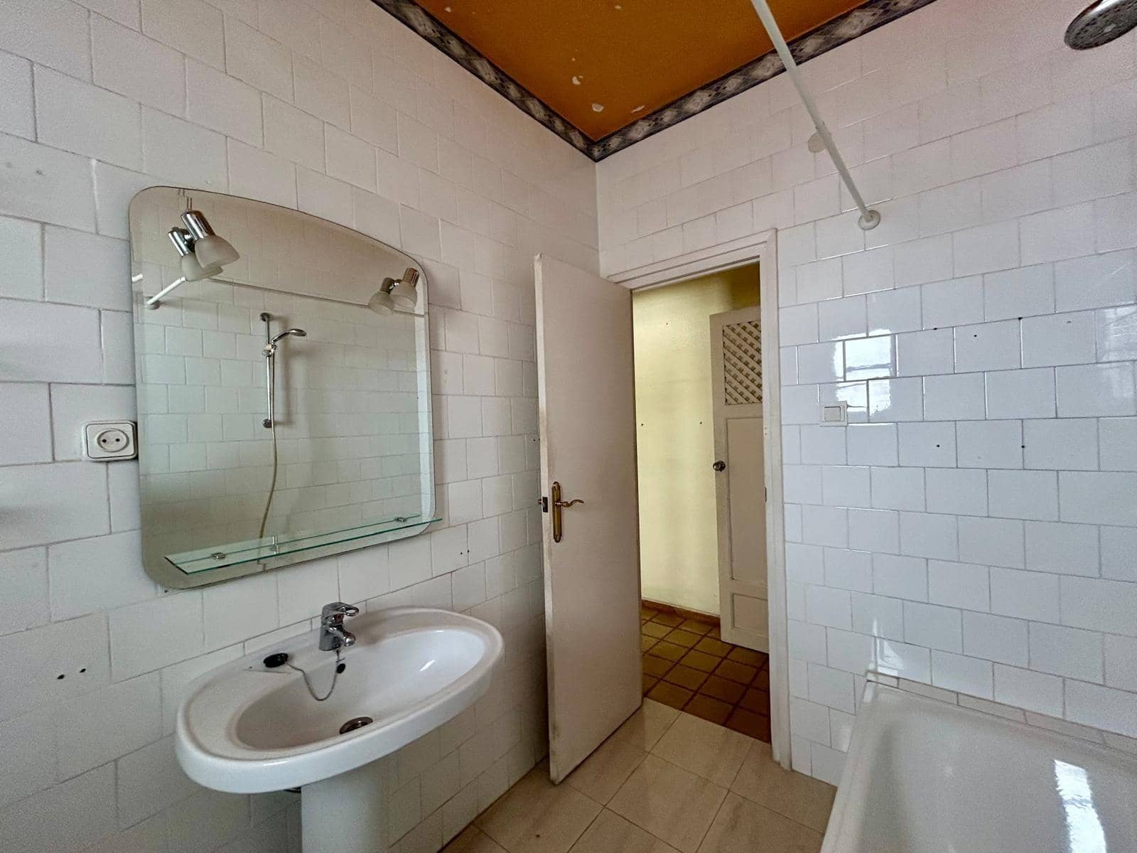 4 bedroom Flat for sale in Malaga city - € 620,000 (Ref: 9009154)