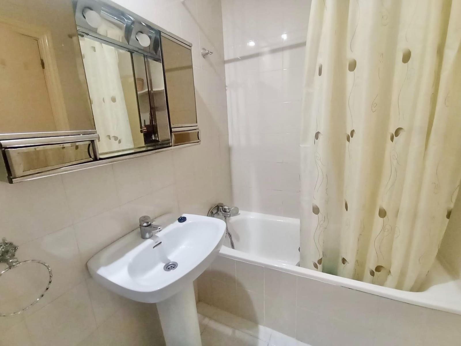 Studio til salg i Malaga by - € 212.000 (Ref: 9009161)