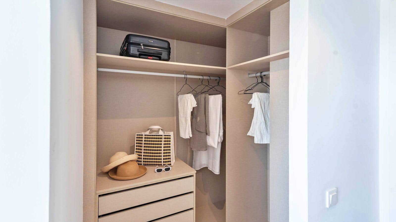 3 bedroom Flat for sale in Rincon de la Victoria with pool garage - € 520,000 (Ref: 9009166)