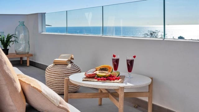 3 sovrum Lägenhet till salu i Rincón de la Victoria med pool garage - 520 000 € (Ref: 9009166)