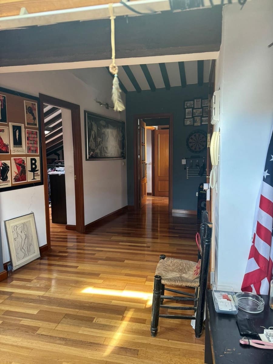 2 bedroom Flat for sale in Malaga city with garage - € 425,000 (Ref: 9012201)