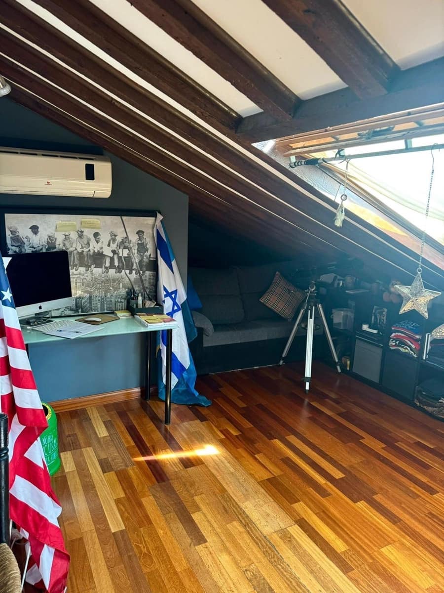 2 bedroom Flat for sale in Malaga city with garage - € 425,000 (Ref: 9012201)