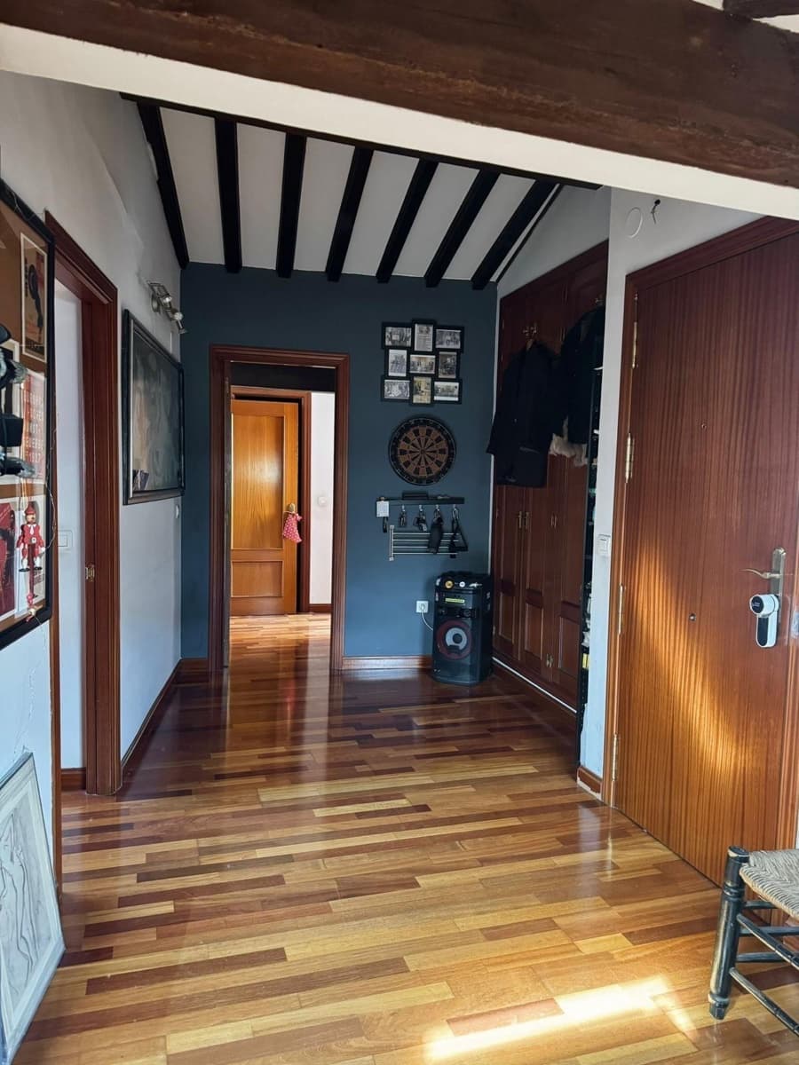 2 bedroom Flat for sale in Malaga city with garage - € 425,000 (Ref: 9012201)