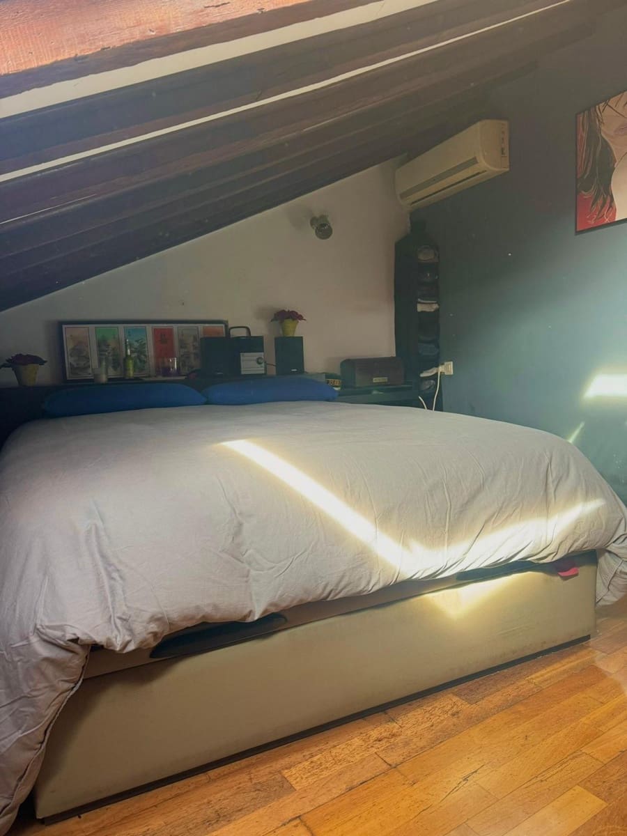 2 bedroom Flat for sale in Malaga city with garage - € 425,000 (Ref: 9012201)