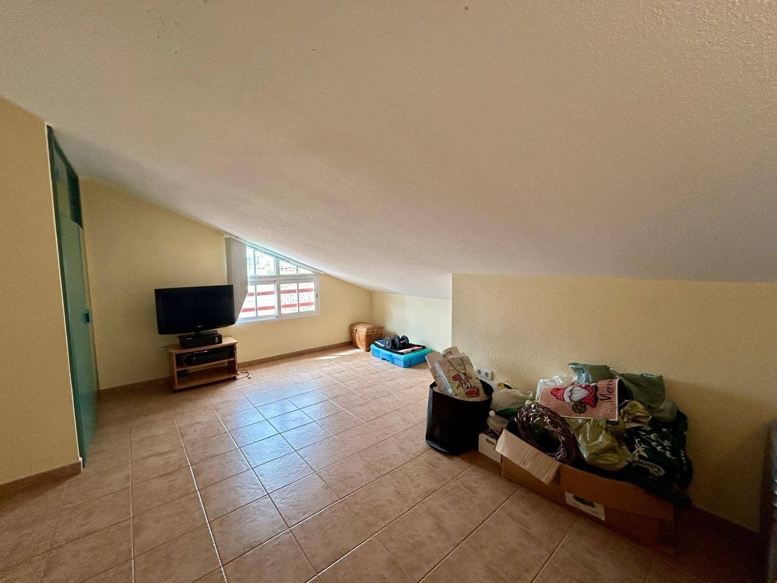 5 soverom Villa til salgs i Rincon de la Victoria med svømmebasseng garasje - € 485 000 (Ref: 9036817)