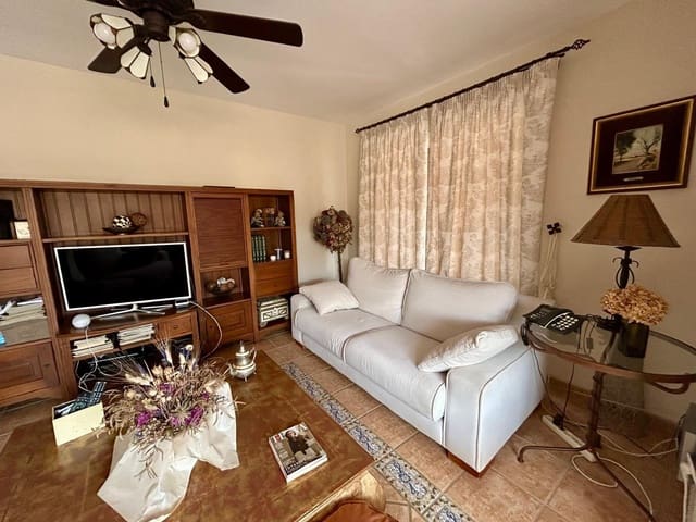 5 soverom Villa til salgs i Rincón de la Victoria med svømmebasseng garasje - € 485 000 (Ref: 9036817)