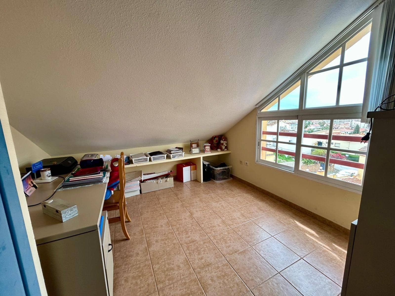 5 soverom Villa til salgs i Rincon de la Victoria med svømmebasseng garasje - € 485 000 (Ref: 9036817)