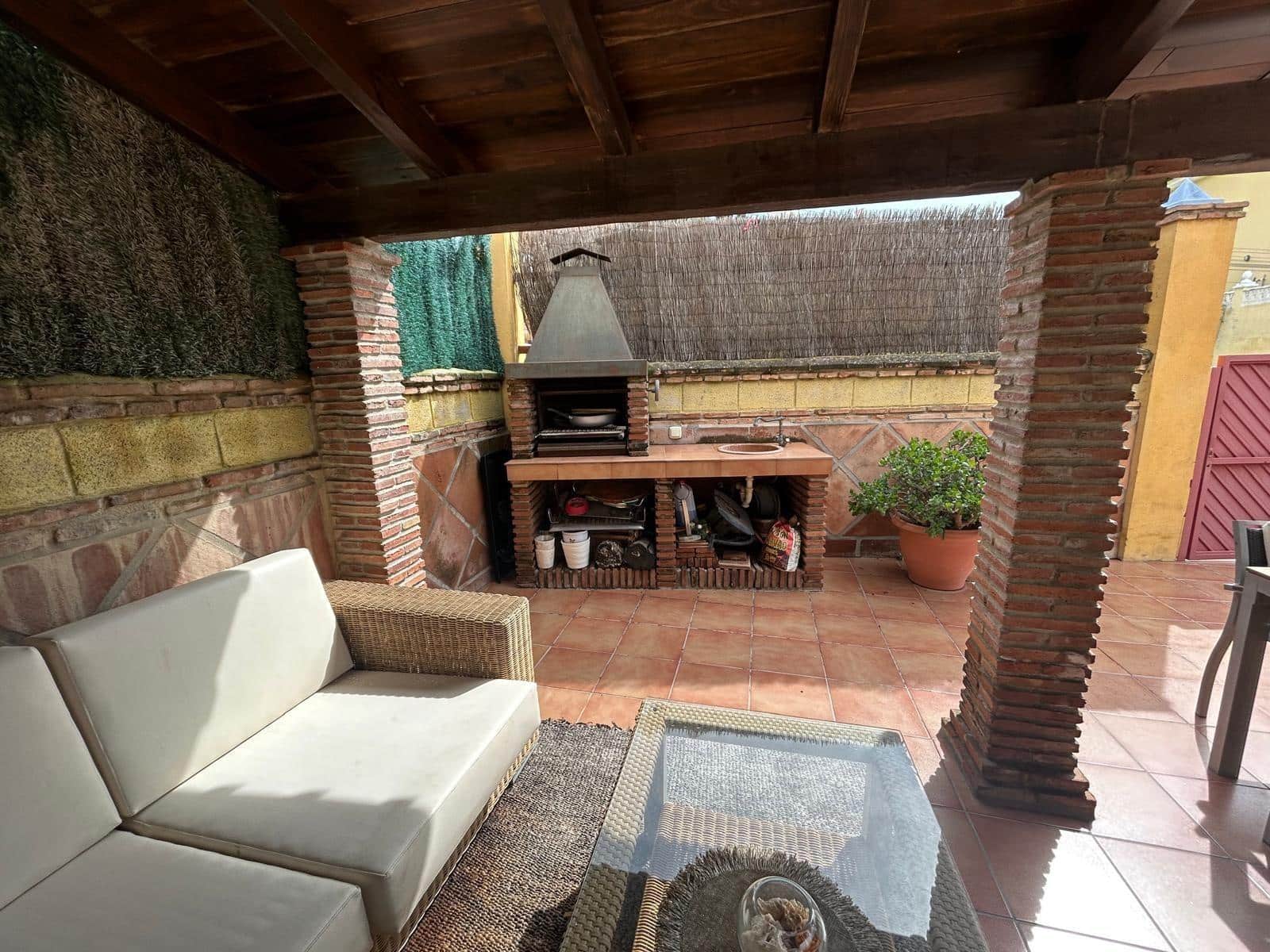 5 soverom Villa til salgs i Rincon de la Victoria med svømmebasseng garasje - € 485 000 (Ref: 9036817)