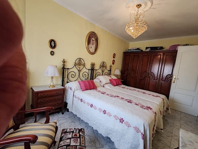 Piso de 5 habitaciones en La Victoria, Málaga ciudad en venta - 500.000 € (Ref: 9059565)