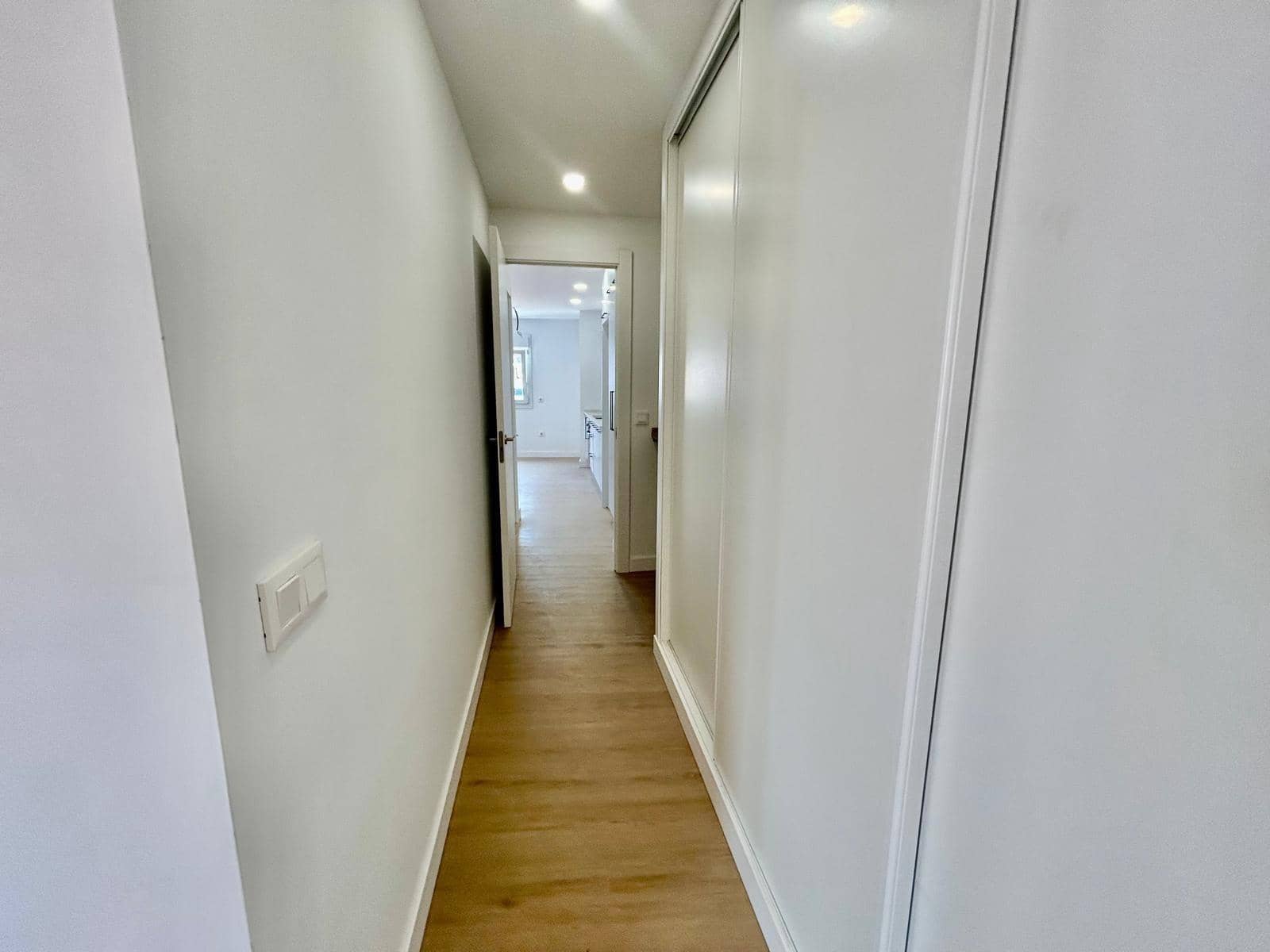 2 soveværelse Lejlighed til salg i Malaga by - € 399.000 (Ref: 9075248)