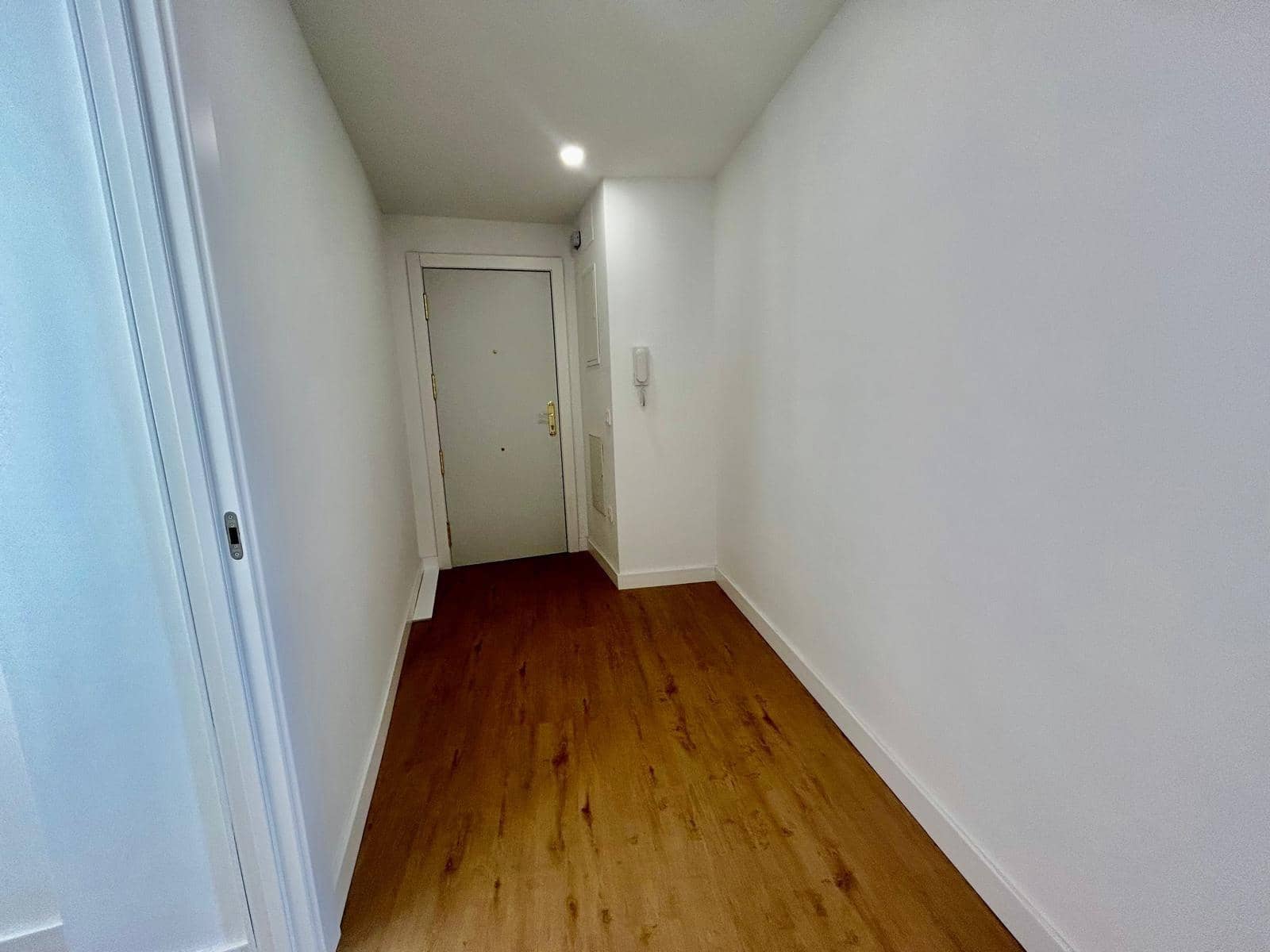 2 soveværelse Lejlighed til salg i Malaga by - € 399.000 (Ref: 9075248)