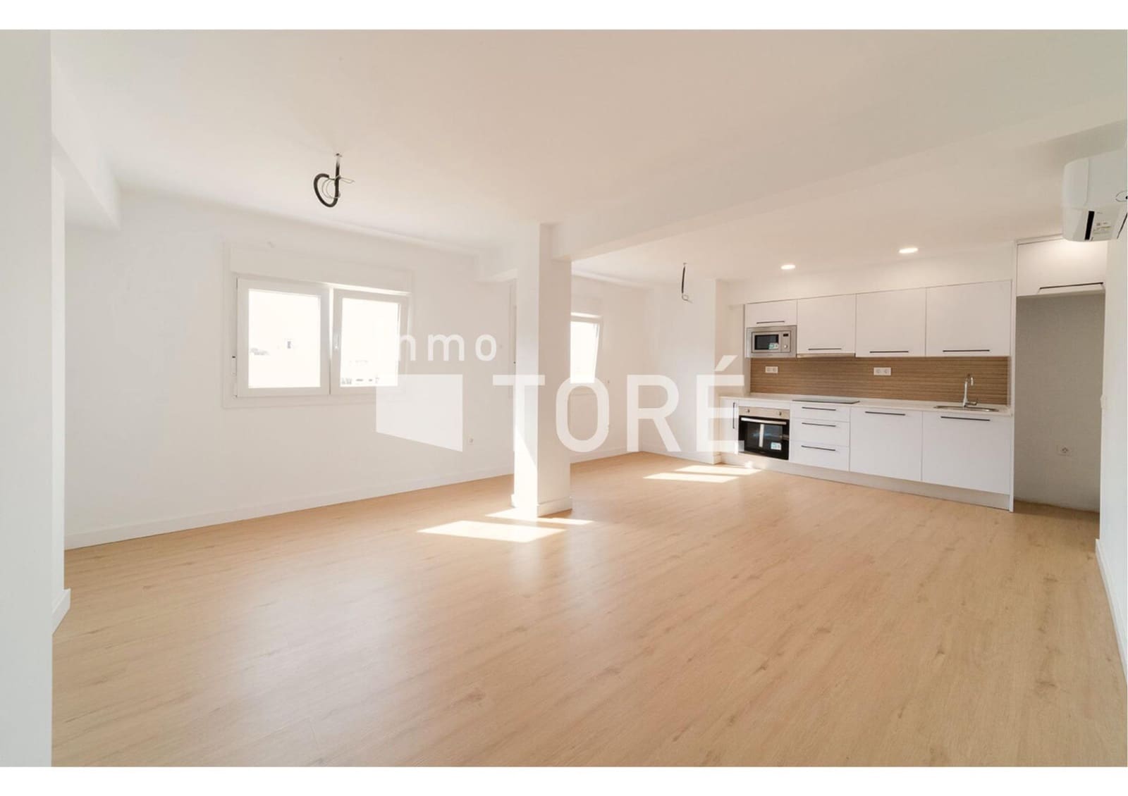 2 soveværelse Lejlighed til salg i Malaga by - € 399.000 (Ref: 9075248)