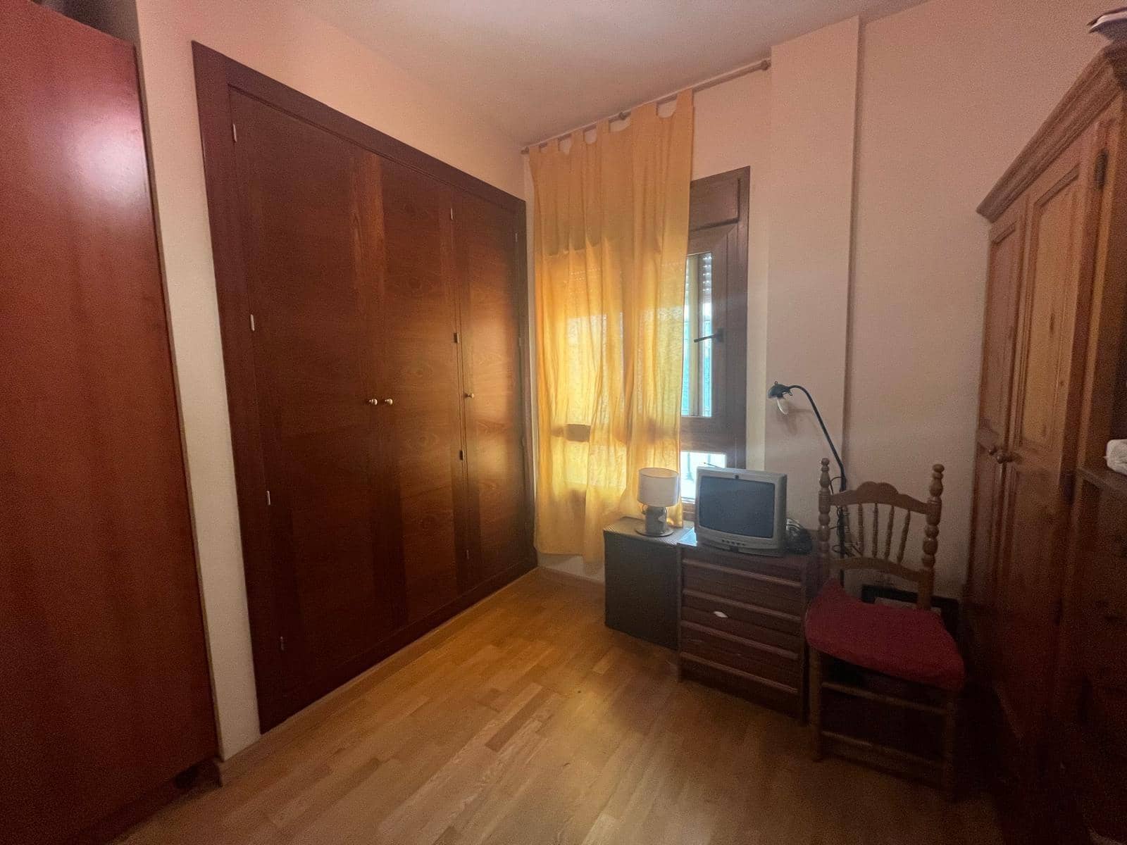 1 bedroom Flat for rent in Malaga city with pool - € 1,000 (Ref: 9147337)