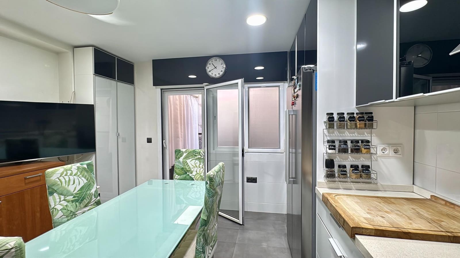 3 sovrum Radhus till salu i Malaga stad med garage - 575 000 € (Ref: 9165922)