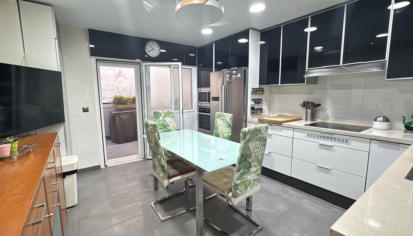 3 sovrum Radhus till salu i Malaga stad med garage - 575 000 € (Ref: 9165922)