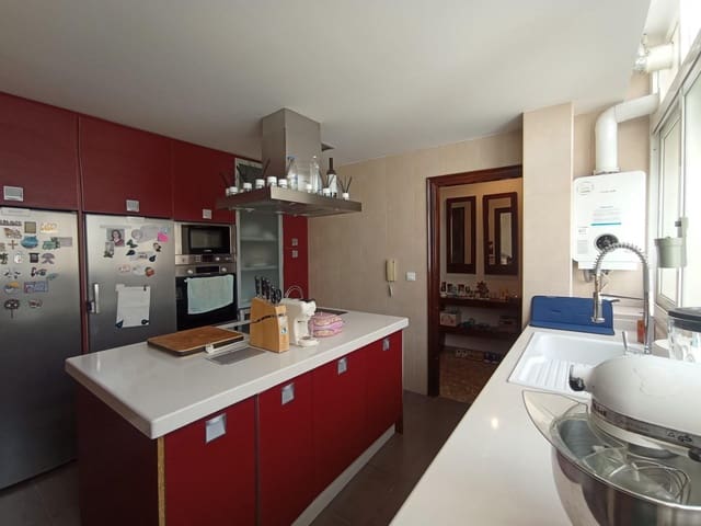 3 bedroom Flat for sale in La Trinidad, Málaga city - € 365,000 (Ref: 9174631)