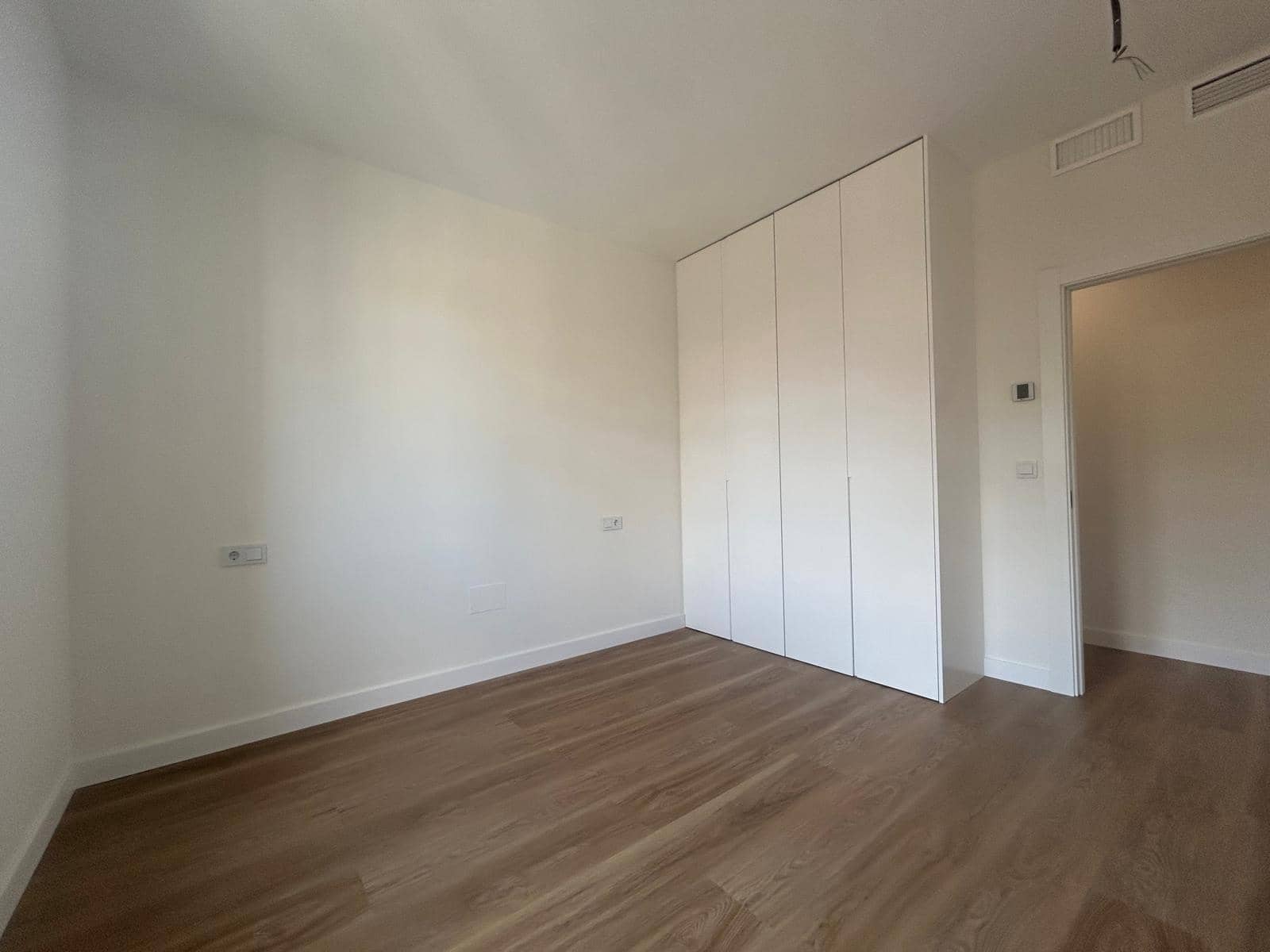 3 bedroom Flat for sale in Malaga city - € 735,000 (Ref: 9198531)