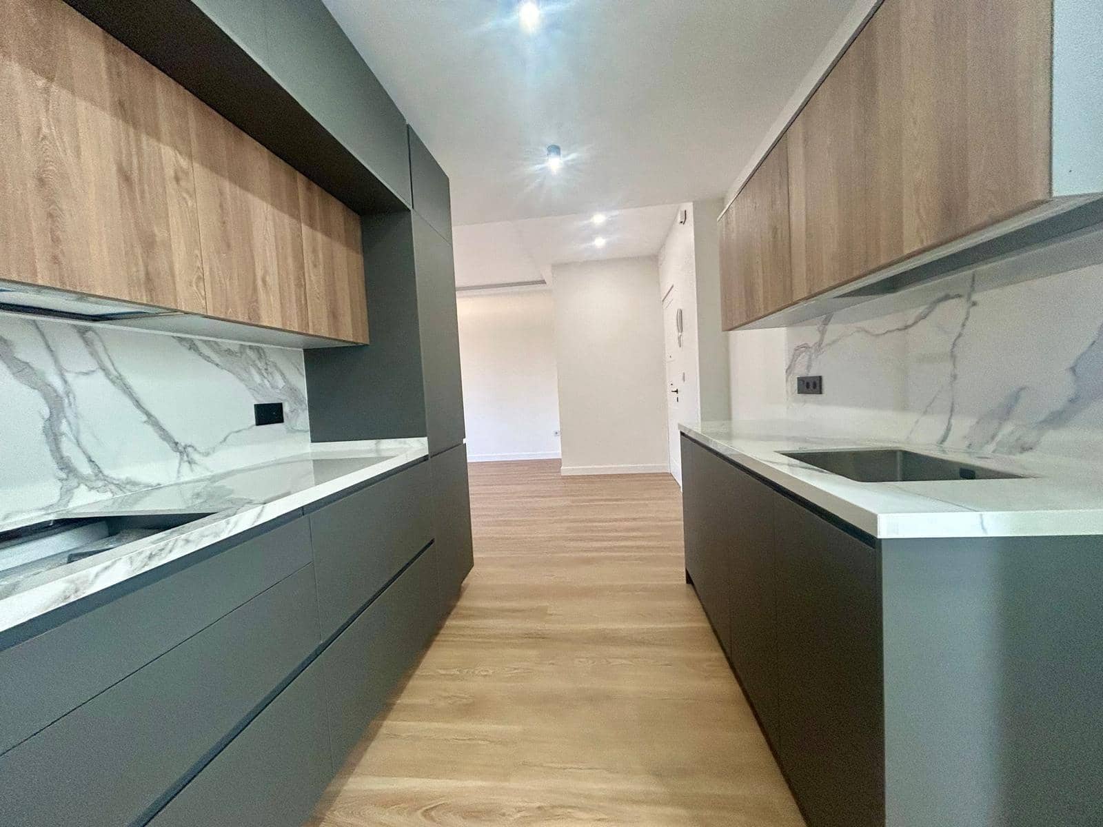 3 bedroom Flat for sale in Malaga city - € 735,000 (Ref: 9198531)