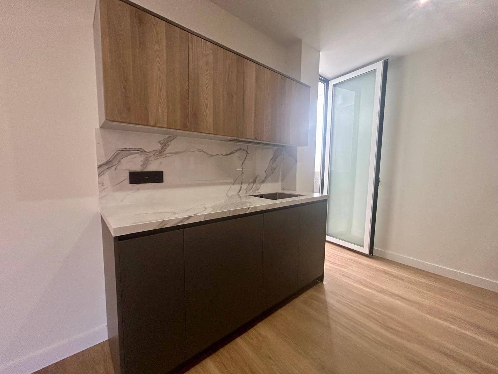 3 bedroom Flat for sale in Malaga city - € 735,000 (Ref: 9198531)