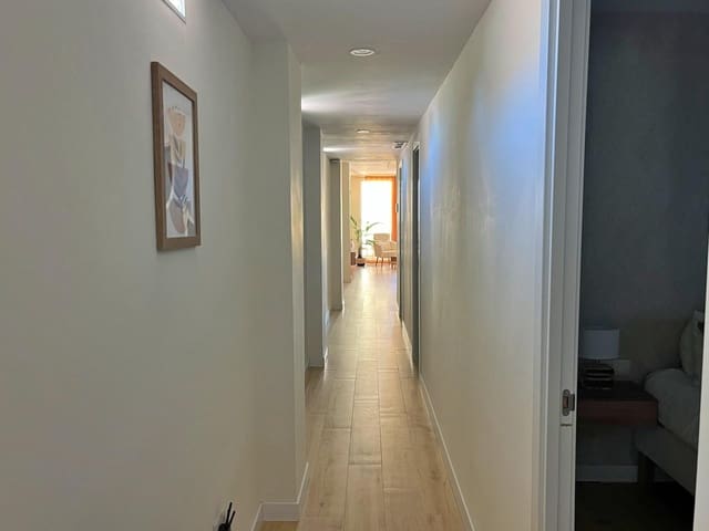 3 sypialnia Mieszkanie do wynajęcia w La Victoria, Miasto Málaga - 1 900 € (Ref: 9208467)