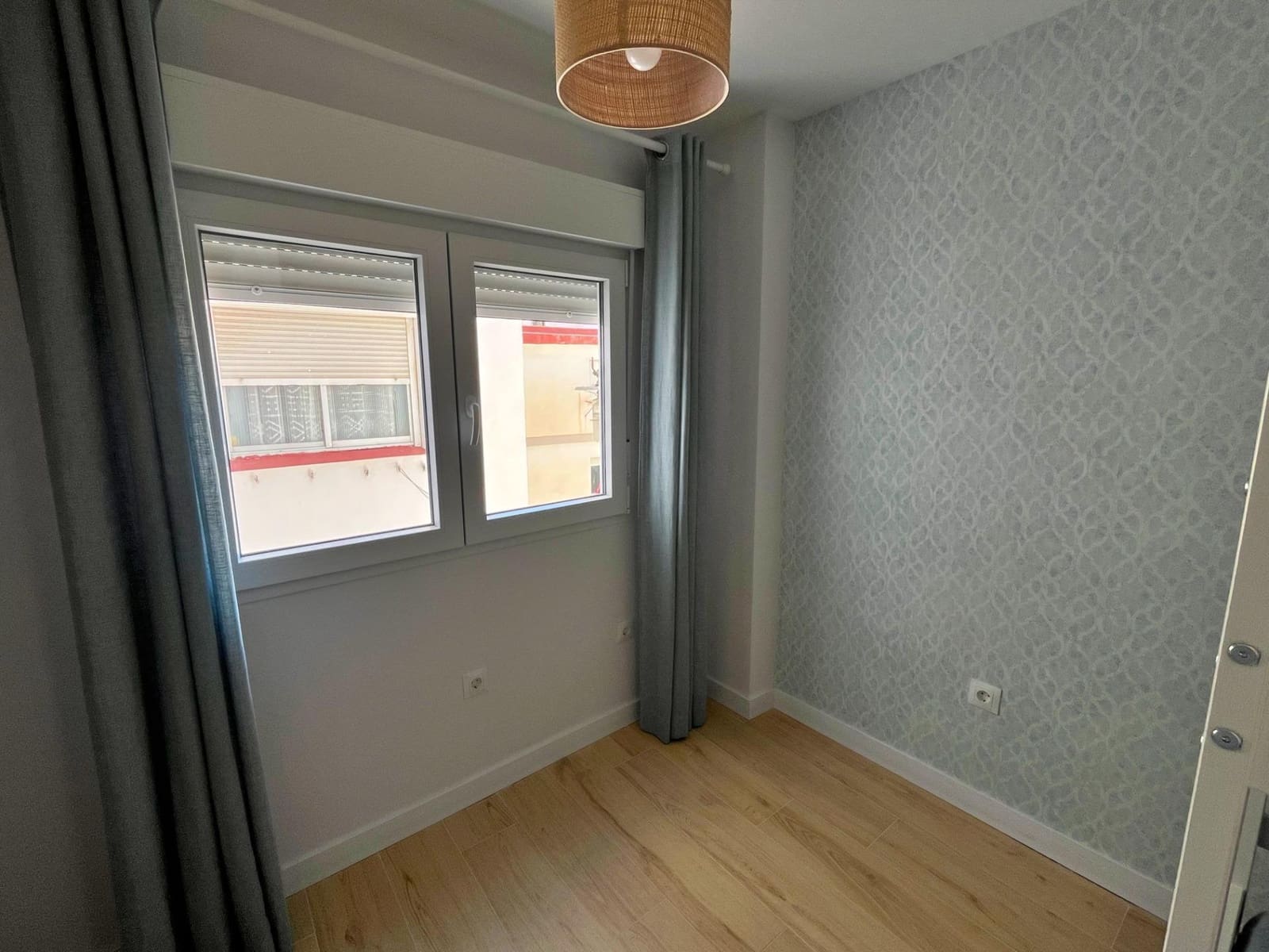 3 soveværelse Lejlighed til leje i Malaga by - € 1.900 (Ref: 9208467)