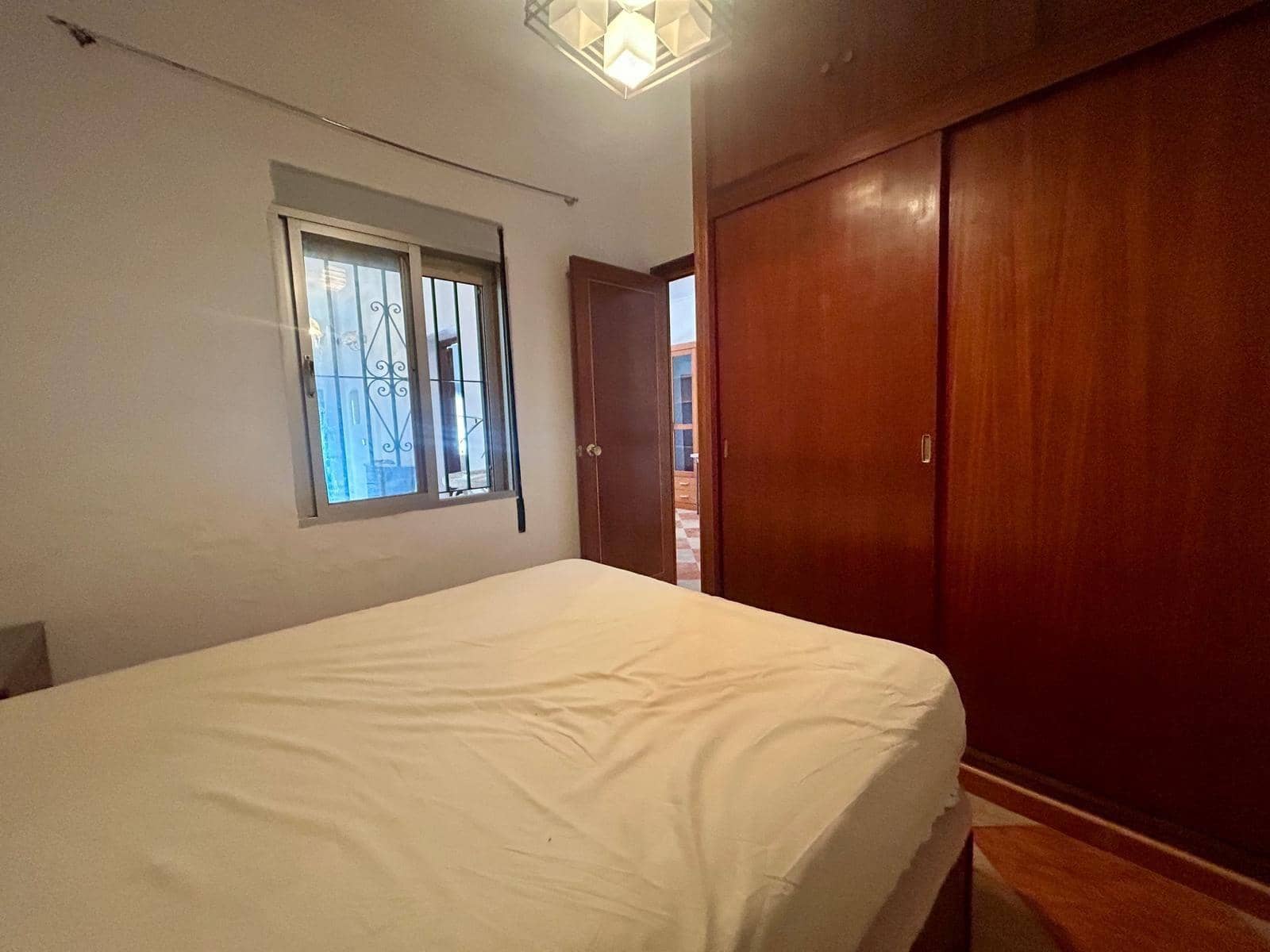 4 sovrum Hus till salu i Malaga stad - 400 000 € (Ref: 9226910)