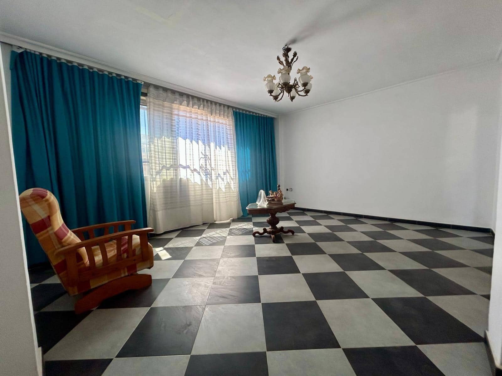 4 sovrum Hus till salu i Malaga stad - 400 000 € (Ref: 9226910)